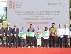 Wyndham Panbil Batam Gelar Upacara HUT ke-81 RI, Karyawan Tampil Kenakan Pakaian Adat Nusantara